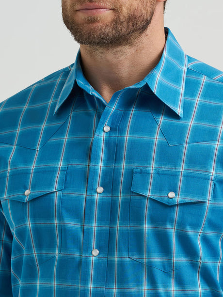 Wrangler Men's Wrinkle Resist Long Sleeve Shirt - Turquoise