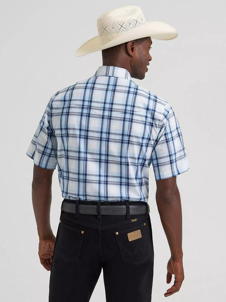 Wrangler Men's Wrinkle Resist Short Sleeve Snap Shirt - Blue